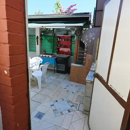 House Isabel * זאדאר