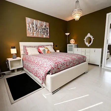 House Isabel * זאדאר