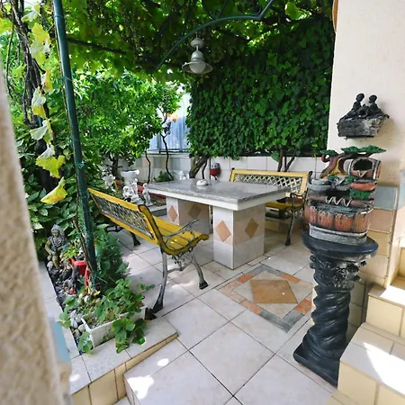 Apartman House Isabel